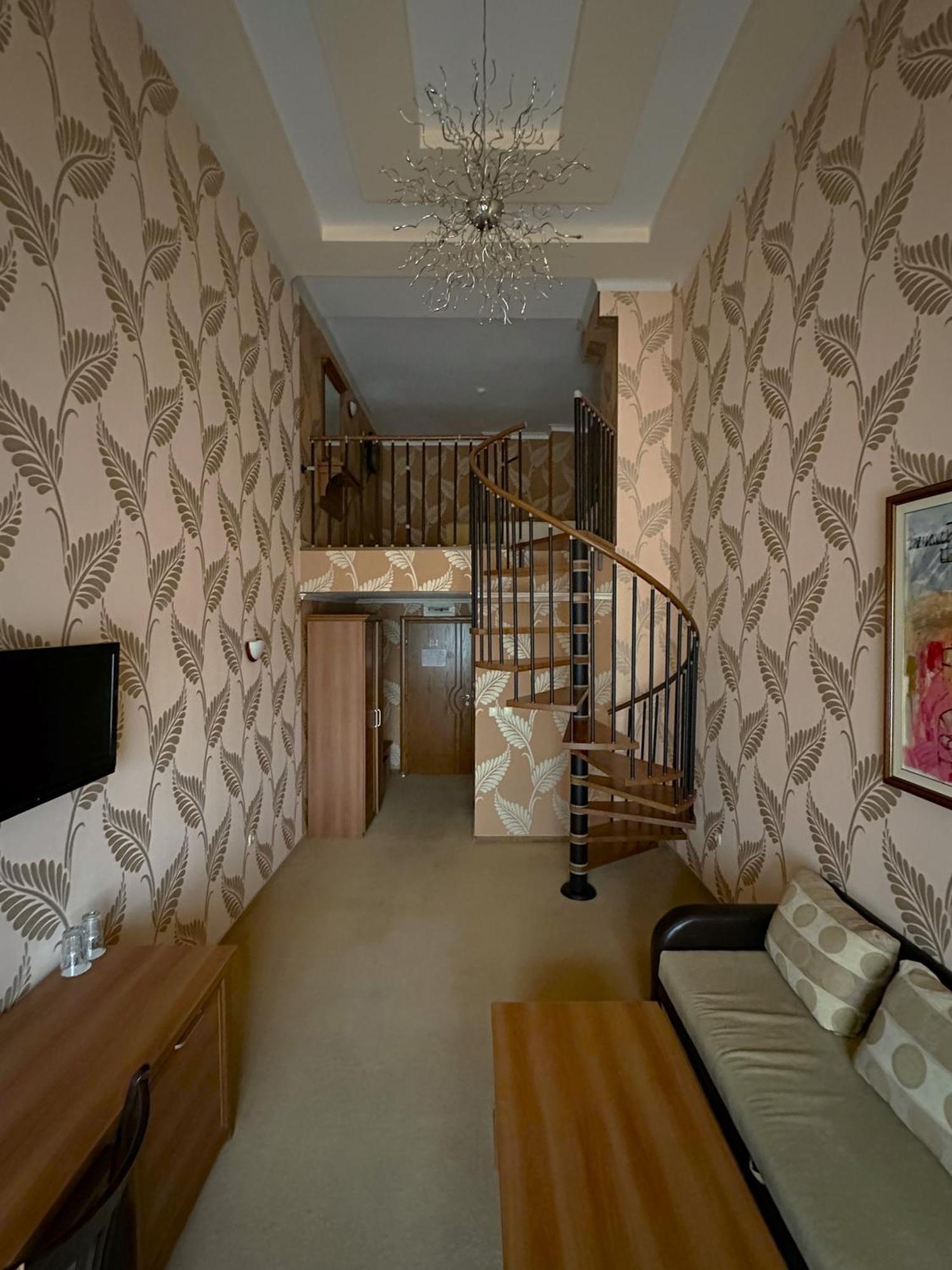 Hotel Elit Pernik Екстер'єр фото