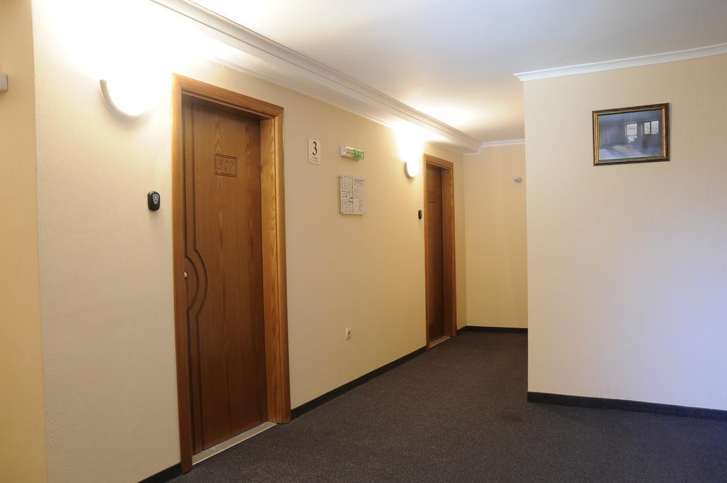 Hotel Elit Pernik Екстер'єр фото