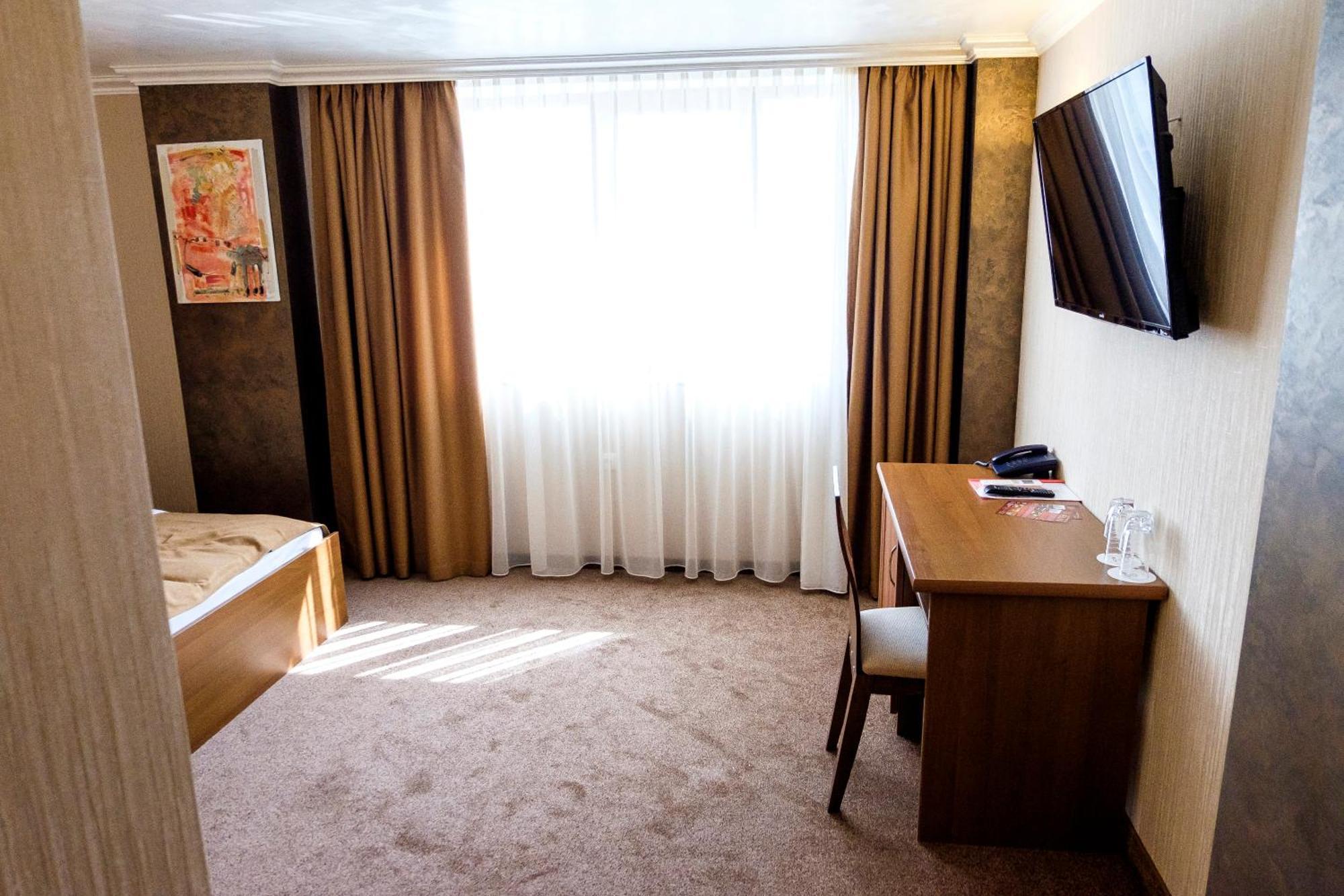 Hotel Elit Pernik Екстер'єр фото